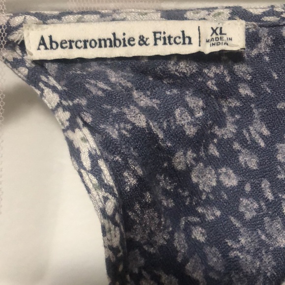 Abercrombie and Fitch flower romper - Picture 2 of 5